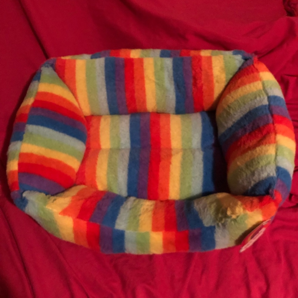 NWT Rainbow Pride Dog Pet Bed Multicolor Small